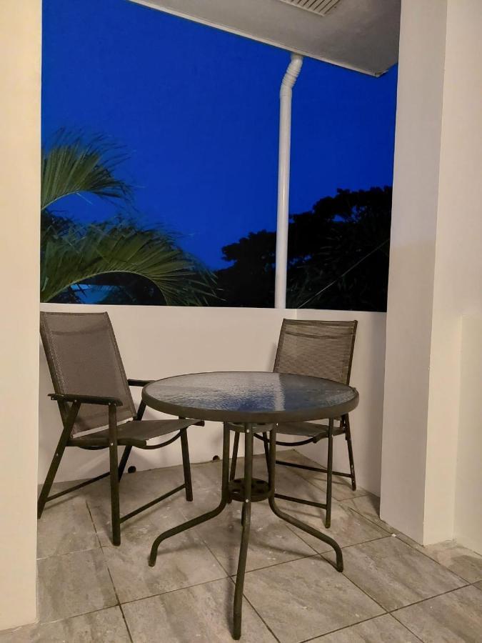 Bonsai Jacuzzi Suites Panglao City Exterior foto