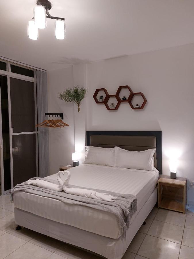 Bonsai Jacuzzi Suites Panglao City Exterior foto