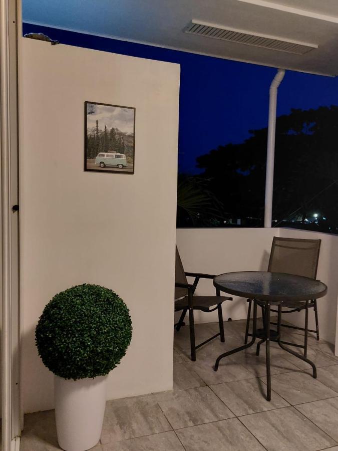 Bonsai Jacuzzi Suites Panglao City Exterior foto
